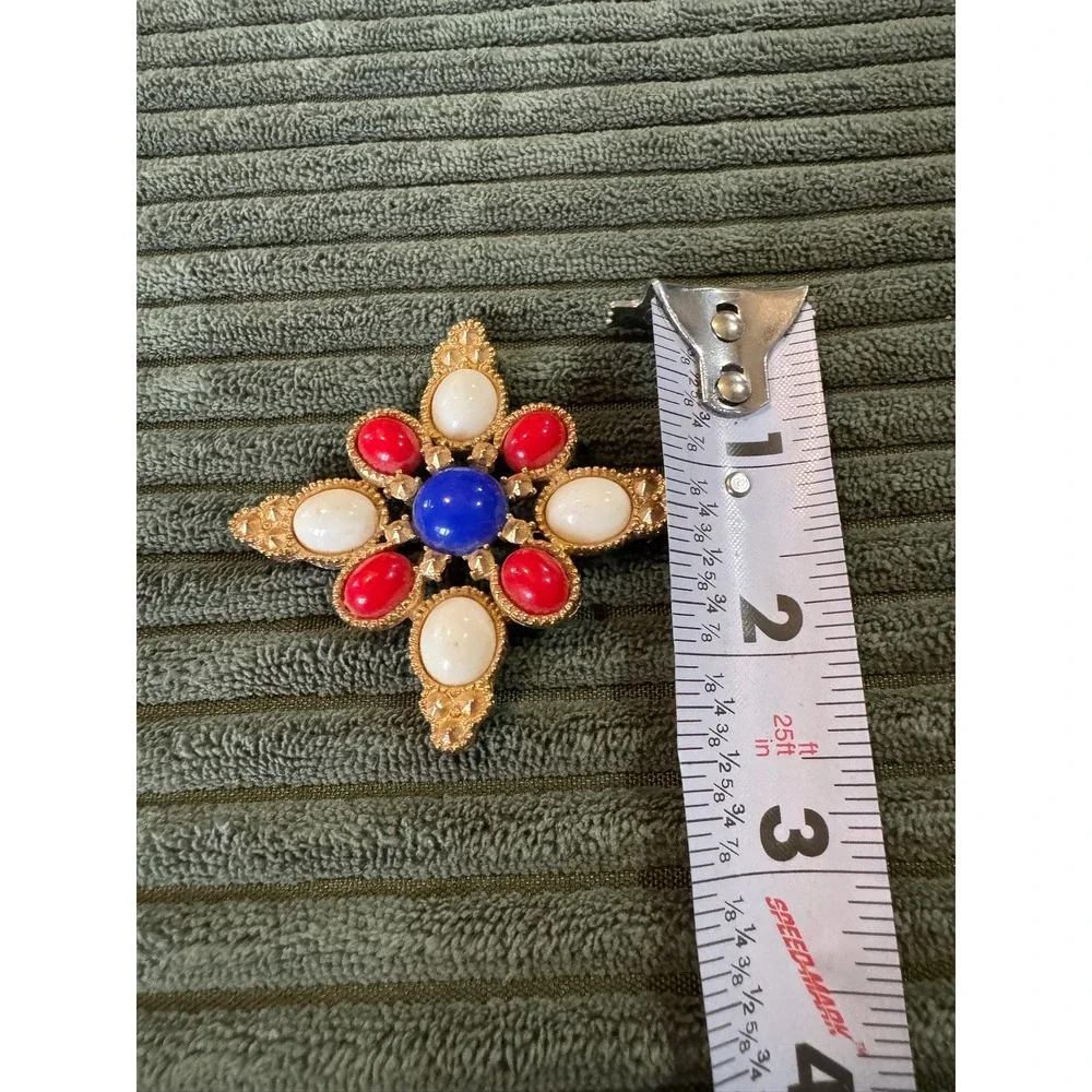 Sarah Coventry Brooch Gold‎ Tone Red White Blue Cabochon Vintage Costume Jewelry